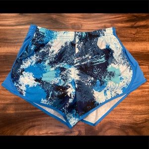 Girls Nike Tempo Shorts